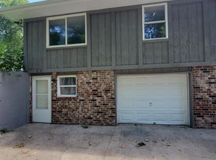 105 S Sugar Creek Blvd #105, Independence, MO 64054