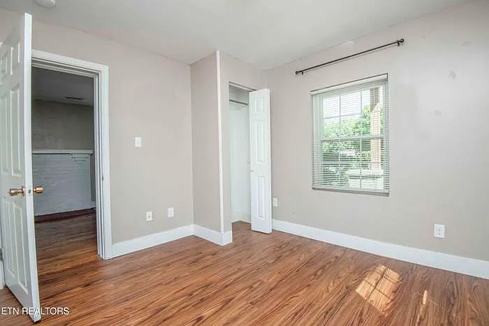 210 Dodson Ave — Photo 15