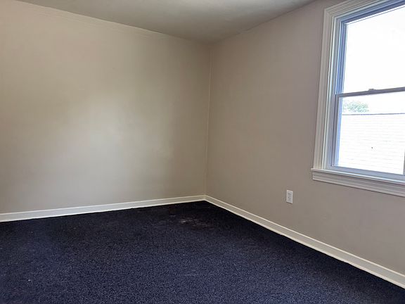 4th image of 3040 Monroe Ave APT 2