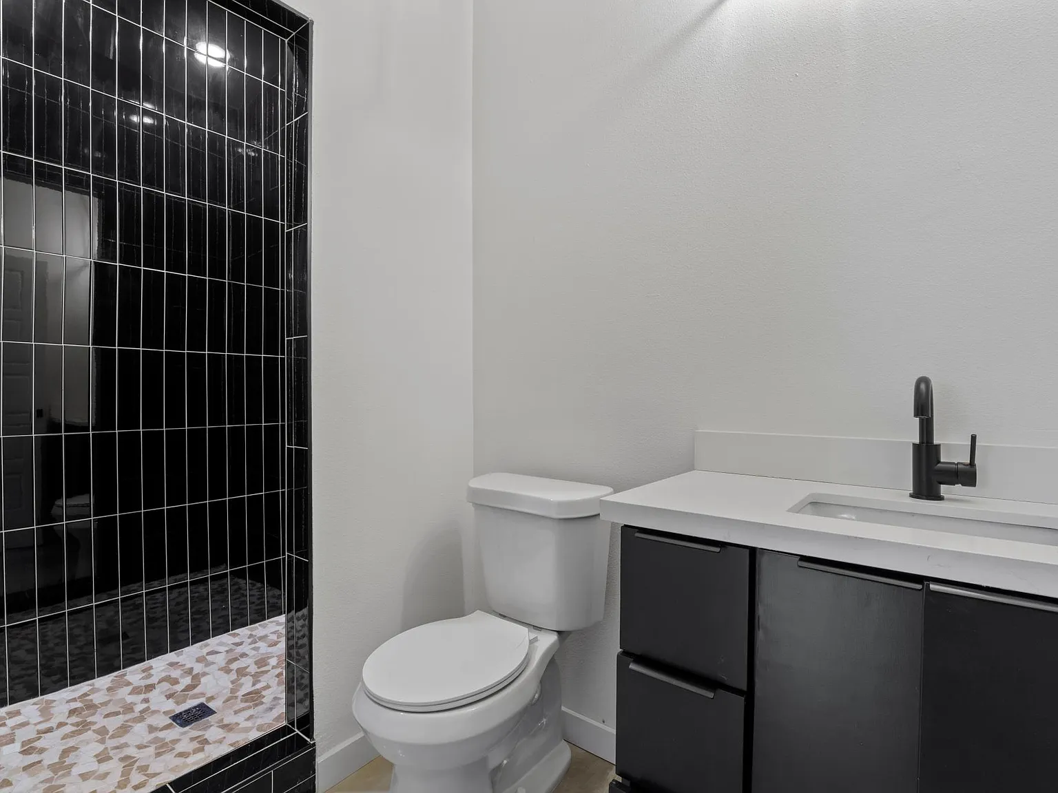 603 W Brooklyn Ave — Photo 4