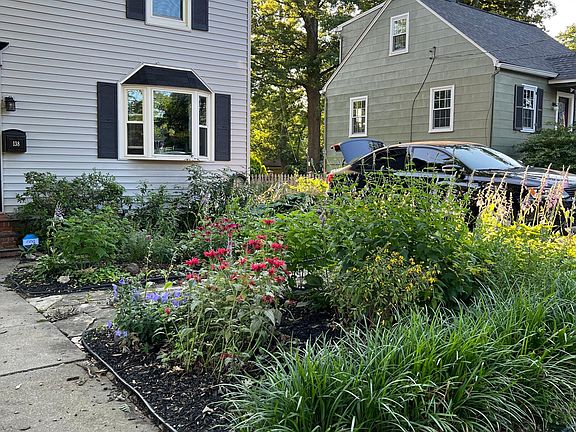 2nd image of 138 Sanford Ave