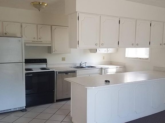 4th image of 724 Saturn Ave APT 5