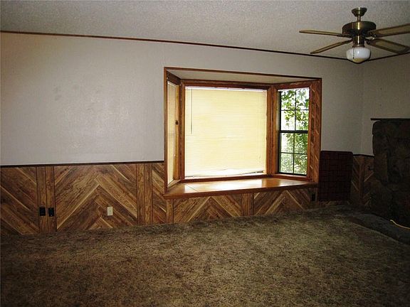 3rd image of 520 W 11th St