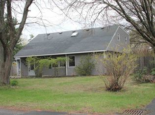 3424 Gari Ln, Schenectady, NY 12303