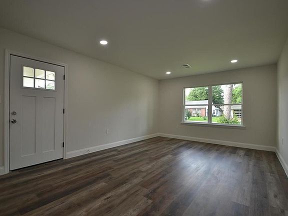 3rd image of 3614 Minglewood Blvd