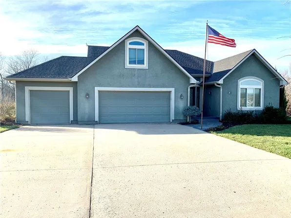 6550 SE Dakota Trl, Saint Joseph, MO 64507