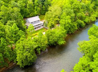 320 Hiawassee River Rd, Hayesville, NC 28904
