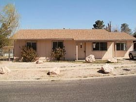 1st image of 217 S 11th St