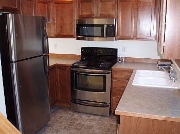 3rd image of 1410 7th Ave SE