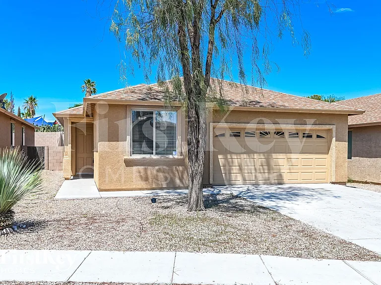 3246 S Lakeside Ridge Loop — Photo 1