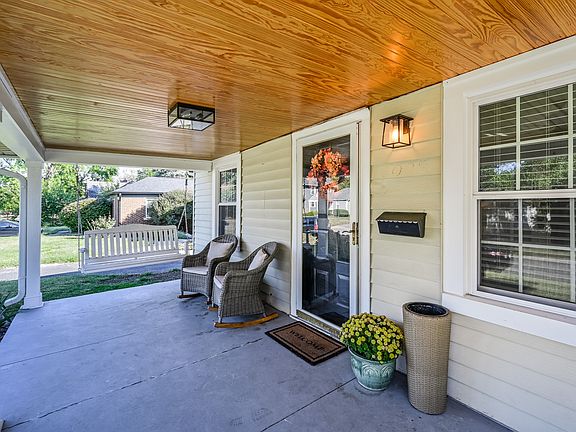 4th image of 6025 Kingsley Dr