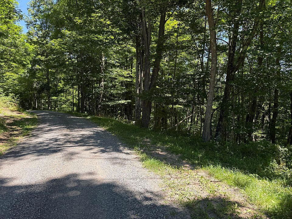 1st image of 9 Lower Cherry Grove Rd