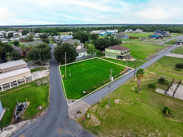 333 Big Lake St, Lake Charles, LA 70607