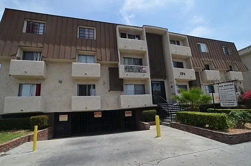 NOR - 134 Normandie Apartments Photo 1