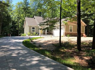 1695 N Ridgeview Ct, Ludington, MI 49431