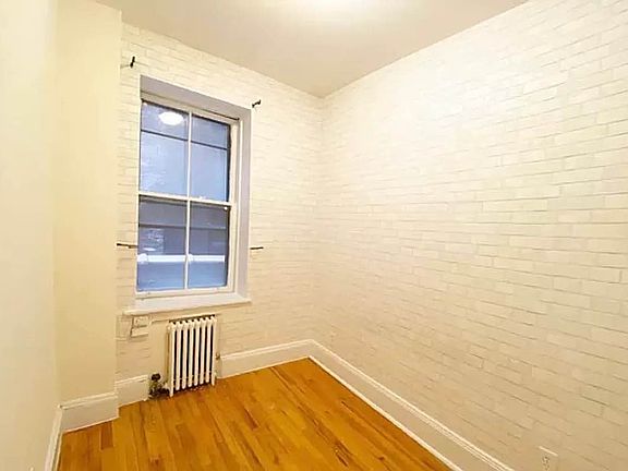 5th image of 323 Bleecker St #3