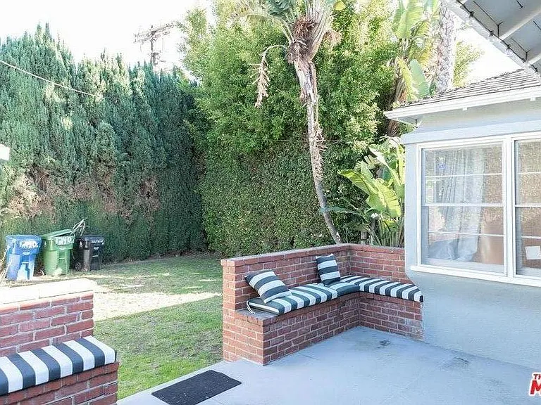 1240 Peck Dr — Photo 15