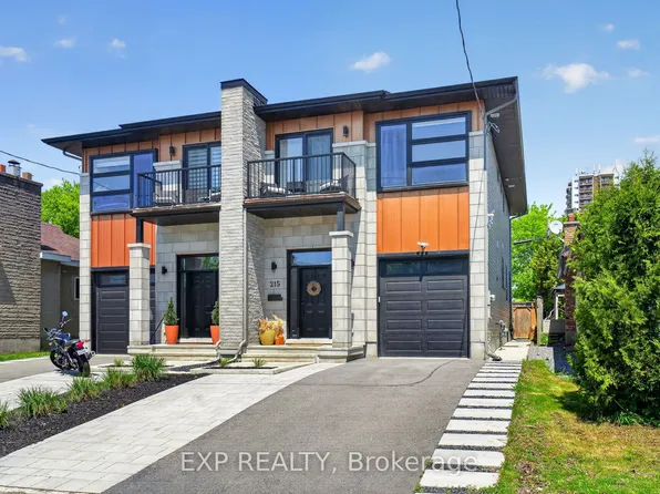 215 Columbus Ave, Ottawa, ON K1K 1P7