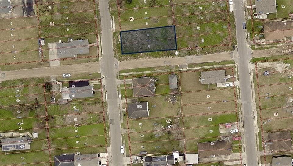 2nd image of 4801 Dale St