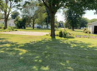 115 S 6th Ave, New Windsor, IL 61465