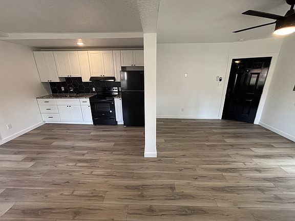 4th image of 150 S Nekoma Ave Unit A-1