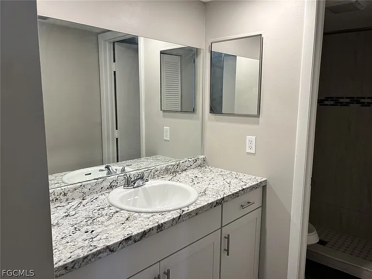 3705 Country Club Blvd #1 — Photo 9