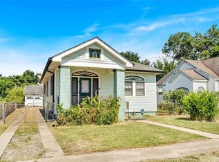 3909 Piedmont Dr, New Orleans, LA 70122