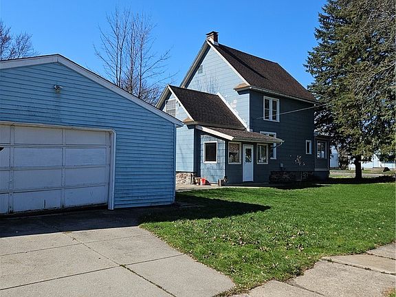 2nd image of 667 Nash Rd