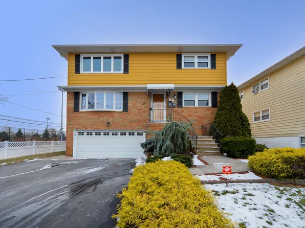 52 Elizabeth St, Garfield, NJ 07026