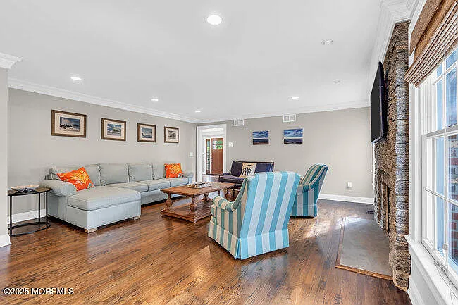 8 Glenwood Pl — Photo 8