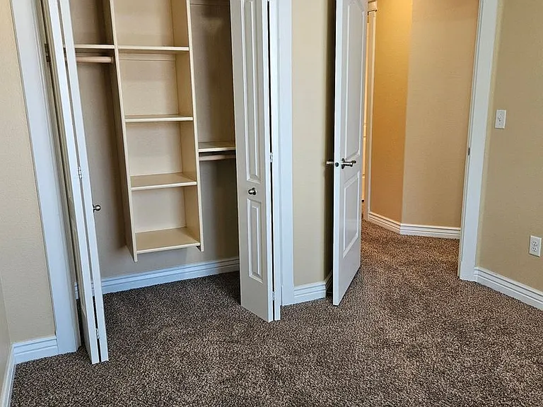 10823 W Franklin Rd — Photo 22