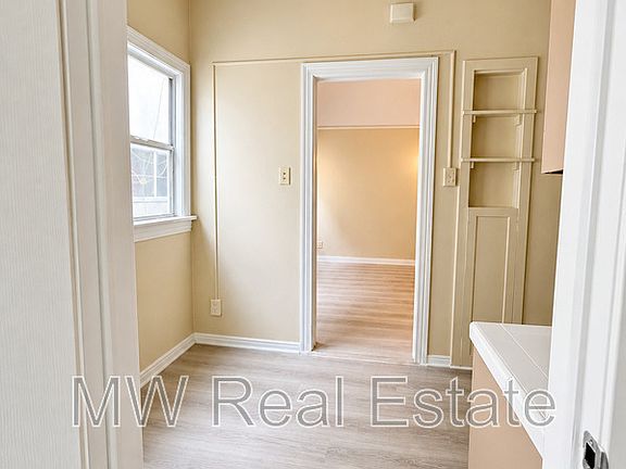 3rd image of 4017 W 28th St APT 9