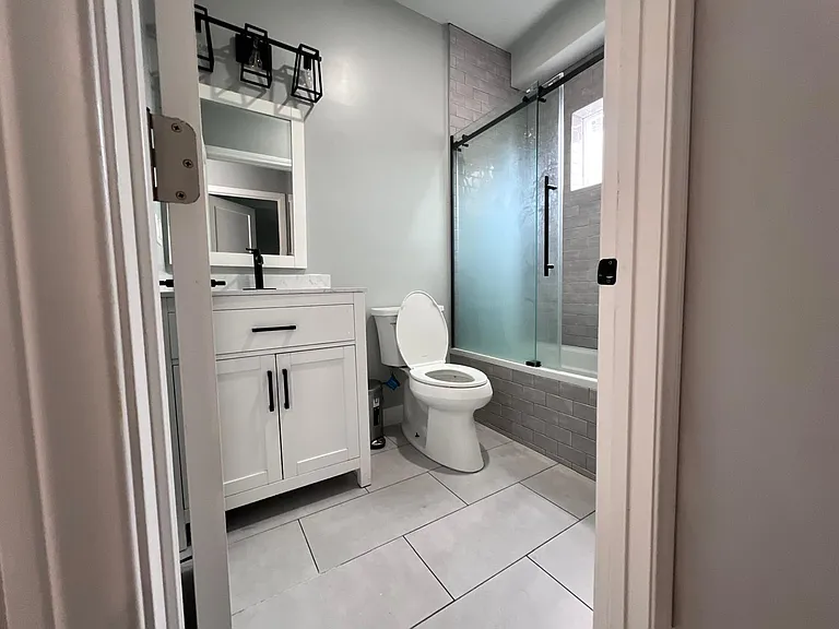 11348 Hatteras St #A1 — Photo 5
