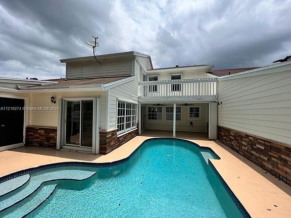 3rd image of 14546 SW 142nd Court Cir #14546