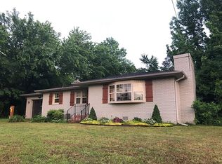 1939 W Wedington Dr, Fayetteville, AR 72701