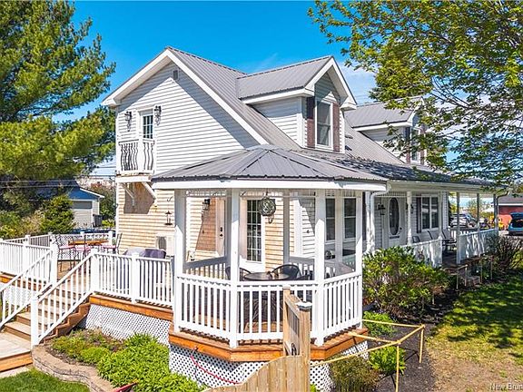 2nd image of 152 Brunswick St