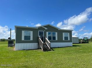 903 Bartlett Rd, Marianna, FL 32448