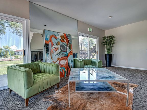 Cubhouse Lounge
