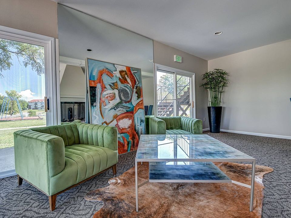 Cubhouse Lounge