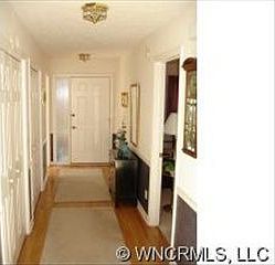 1st image of 501 Wild Oak Ln