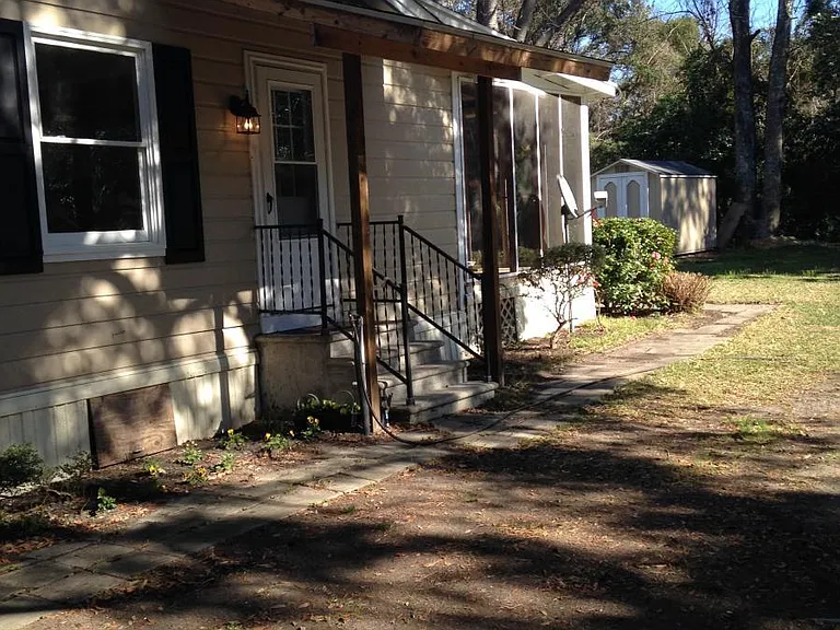 2187 Gulf Dr — Photo 2