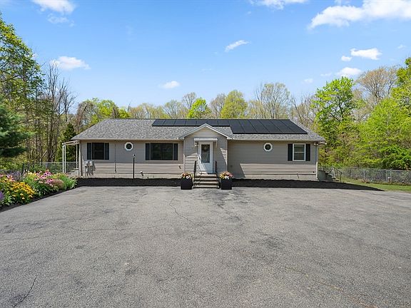 2nd image of 1 Woodmere Rd