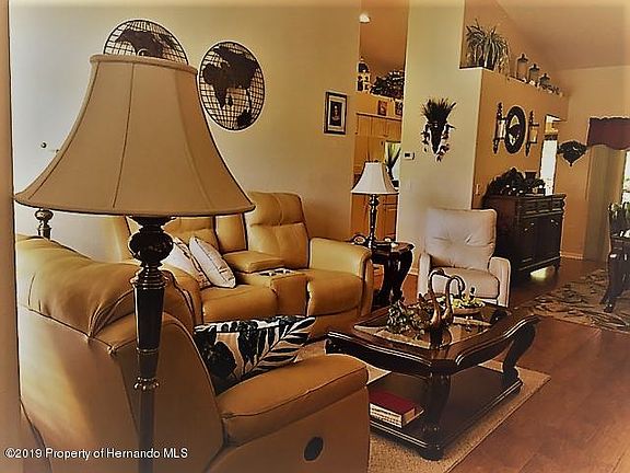 3rd image of 18700 Bent Pine Dr
