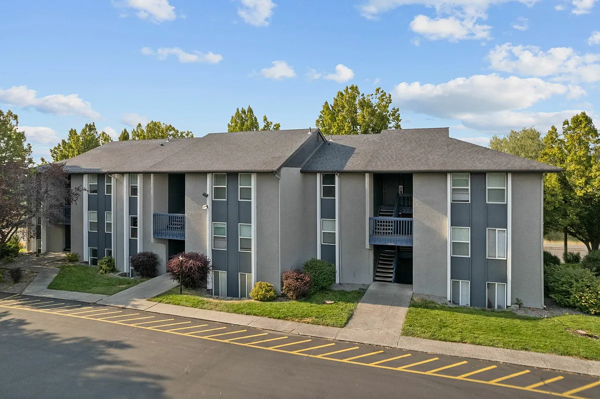 Exterior - Riverton Terrace