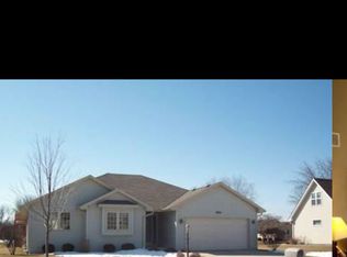 1911 Dustir Dr, Racine, WI 53402