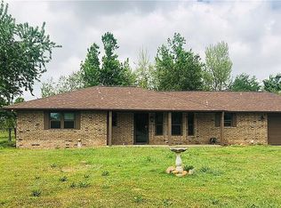 619 Country Dr, Tuttle, OK 73089
