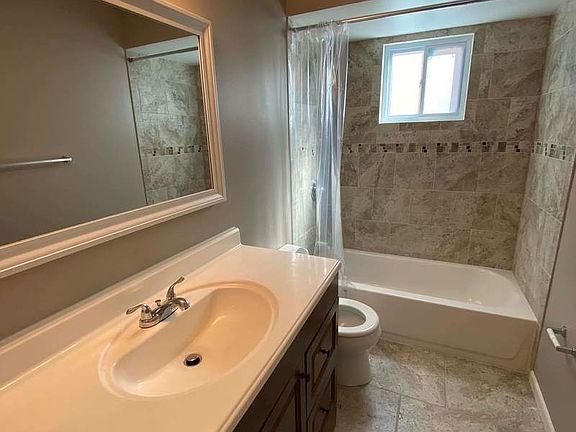 5th image of 479 Eltingville Blvd Floor 2