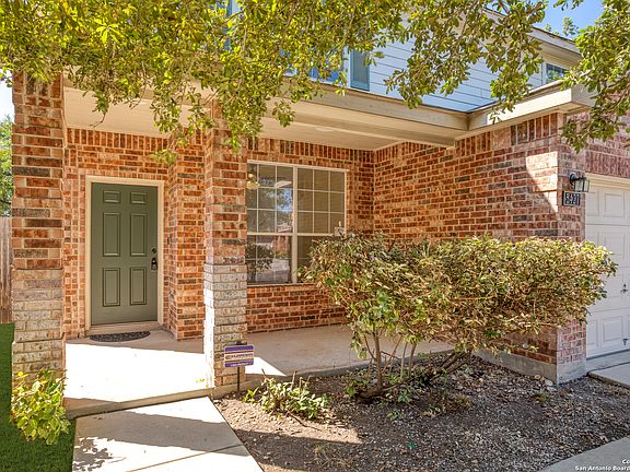 3rd image of 5427 Argyle Way