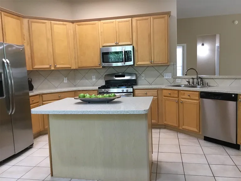 14 Heron Hollow Ct — Photo 16