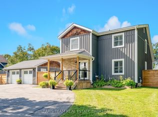 2 Agnes St, Oro Medonte, ON L0K 1N0